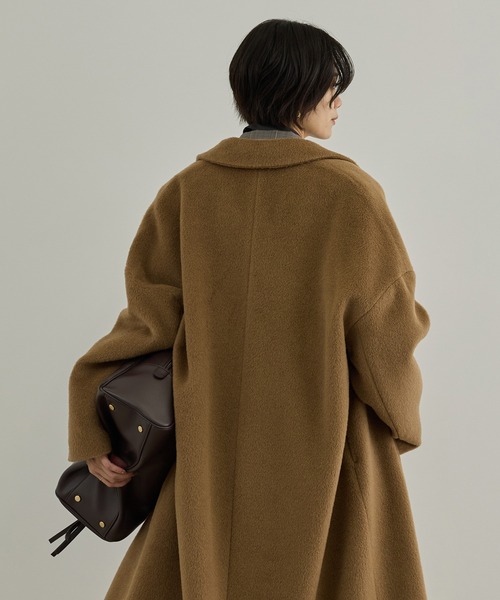 SALON adam et rope'(サロン アダム エ ロペ)の「MTR アルパカシャギーロングコート / 軽量(チェスターコート・レディース・キャメル/チャコールグレー・FREE)」の9枚目の写真