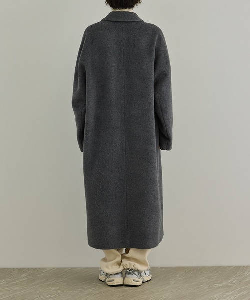 SALON adam et rope'(サロン アダム エ ロペ)の「MTR アルパカシャギーロングコート / 軽量(チェスターコート・レディース・キャメル/チャコールグレー・FREE)」の13枚目の写真