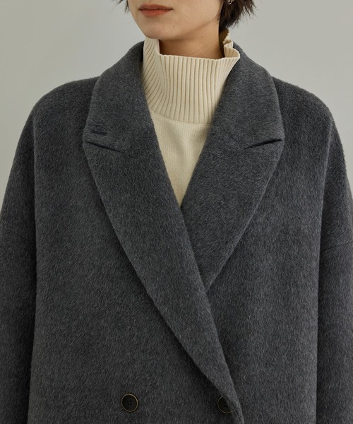 SALON adam et rope'(サロン アダム エ ロペ)の「MTR アルパカシャギーロングコート / 軽量(チェスターコート・レディース・キャメル/チャコールグレー・FREE)」の14枚目の写真