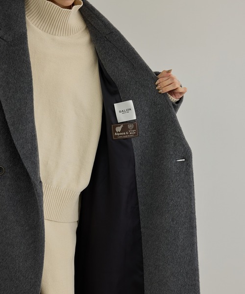 SALON adam et rope'(サロン アダム エ ロペ)の「MTR アルパカシャギーロングコート / 軽量(チェスターコート・レディース・キャメル/チャコールグレー・FREE)」の18枚目の写真