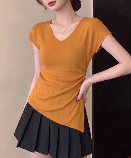 Girly Doll(ガーリードール)の「サイドスリットギャザーカットアウトニット(その他トップス・レディース・オレンジ/ブラック・FREE)」の1枚目の写真