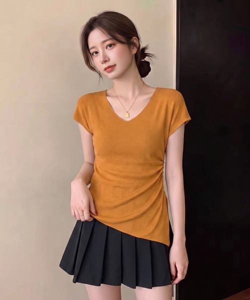 Girly Doll(ガーリードール)の「サイドスリットギャザーカットアウトニット(その他トップス・レディース・オレンジ/ブラック・FREE)」の7枚目の写真