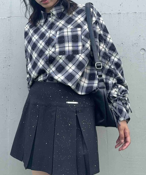 AS KNOW AS plus(アズノゥアズプラス)の「☆ビジュー付き 袖ドロストポケットシャツ(シャツ/ブラウス・レディース・ベージュ系/その他/ブラウン系/ネイビー系・FREE)」の6枚目の写真