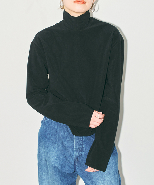 CITYSHOP(シティーショップ)の「TRICOT HIGH NECK TOP:カットソー(Tシャツ/カットソー・レディース・ブラック/ネイビー・FREE)」の4枚目の写真