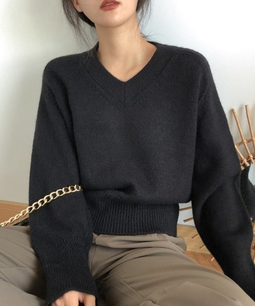 yuue' ( wear )（ユーイ）の「Vネックニットプルオーバー（ニット/セーター・レディース・ブラック/グレー/アイボリー/ベージュ・FREE）」の10枚目の写真