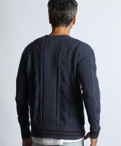 The DUFFER of ST.GEORGE（ザダファーオブセントジョージ）の「PIGMENT-DYE SWITCHING CREW TOPS：ピグメントダイ スウェット/アランニット 切替デザイントップス（スウェット・メンズ・スミクロ/ライトブルー/ネイビー・LARGE/SMALL/X-LARGE/MEDIUM）」の11枚目の写真