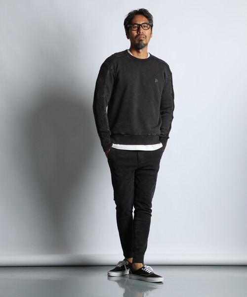 The DUFFER of ST.GEORGE（ザダファーオブセントジョージ）の「PIGMENT-DYE SWITCHING CREW TOPS：ピグメントダイ スウェット/アランニット 切替デザイントップス（スウェット・メンズ・スミクロ/ライトブルー/ネイビー・LARGE/SMALL/X-LARGE/MEDIUM）」の8枚目の写真