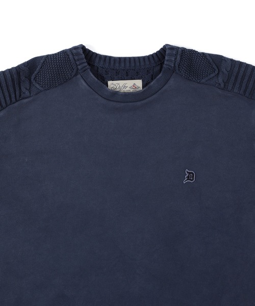 The DUFFER of ST.GEORGE（ザダファーオブセントジョージ）の「PIGMENT-DYE SWITCHING CREW TOPS：ピグメントダイ スウェット/アランニット 切替デザイントップス（スウェット・メンズ・スミクロ/ライトブルー/ネイビー・LARGE/SMALL/X-LARGE/MEDIUM）」の19枚目の写真