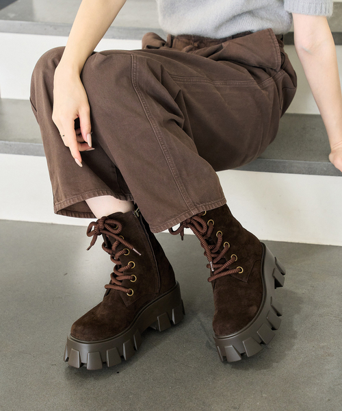 LE TALON(ルタロン)の「KARIN TAKUBO×LE TALONアツゾコレースアップショートブーツ(ブーツ・レディース・ブラウン/キャメル・MEDIUM/SMALL/LARGE)」の11枚目の写真