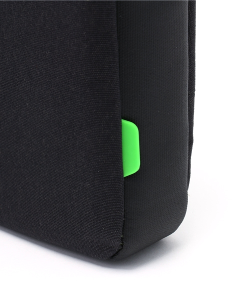 incase（インケース）の「CL55458 City Collection 15 Brief（ビジネスバッグ・メンズ・ブラック・ONE SIZE）」の8枚目の写真