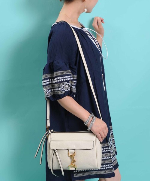PLAIN CLOTHING(プレーンクロージング)の「タッセルショルダーバッグ/クラッチ【PLAIN CLOTHING】(ショルダーバッグ・レディース・ブラック/ホワイト/レッド・FREE)」の15枚目の写真