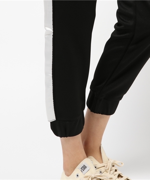 RODEO CROWNS WIDE BOWL（ロデオクラウンズワイドボウル）の「ラインジャージ パンツ（その他パンツ・レディース・ネイビー/ブラック・SMALL/MEDIUM）」の9枚目の写真