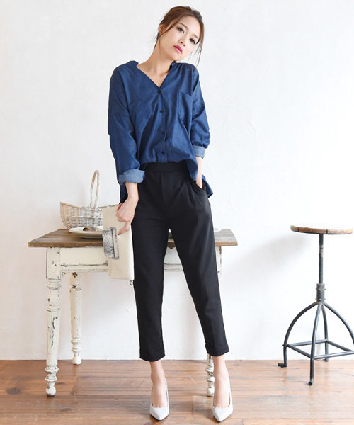 Luz Llena (philter)（ラズレナ　フィルター）の「["毎日着たい"大人カジュアル素材]タック入り・テーパードパンツ（その他パンツ・レディース・カーキ/ブラック/グレー/テラコッタ/アイボリー/ネイビー・LARGE/MEDIUM）」の7枚目の写真