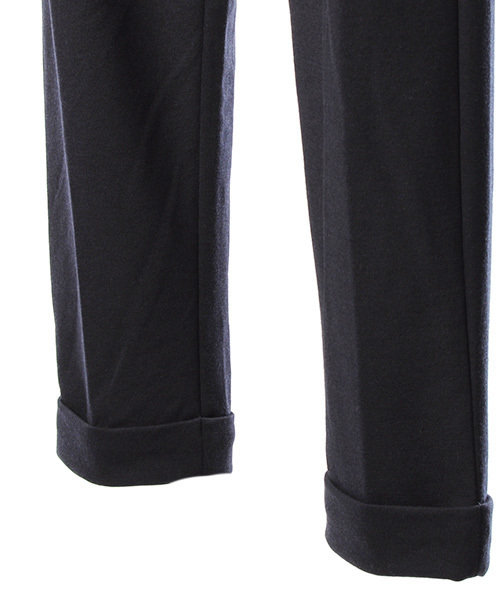 Luz Llena (philter)（ラズレナ　フィルター）の「["毎日着たい"大人カジュアル素材]タック入り・テーパードパンツ（その他パンツ・レディース・カーキ/ブラック/グレー/テラコッタ/アイボリー/ネイビー・LARGE/MEDIUM）」の15枚目の写真