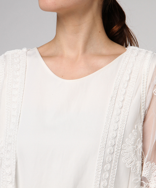 MERLOT（メルロー）の「総レースガウン4990（カーディガン/ボレロ・レディース・ベージュ/ホワイト/ブラック・FREE）」の8枚目の写真