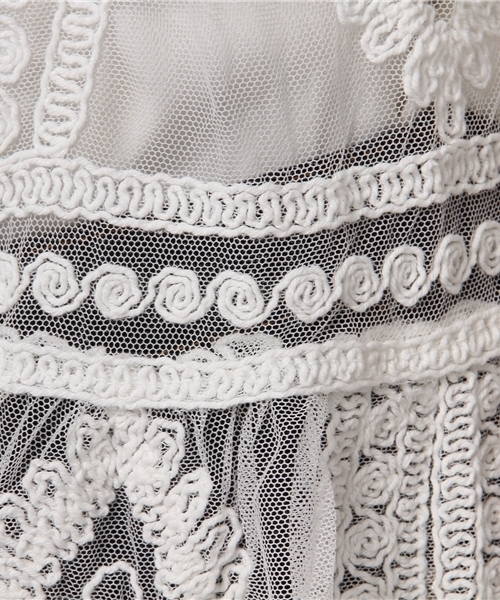 MERLOT（メルロー）の「総レースガウン4990（カーディガン/ボレロ・レディース・ベージュ/ホワイト/ブラック・FREE）」の12枚目の写真