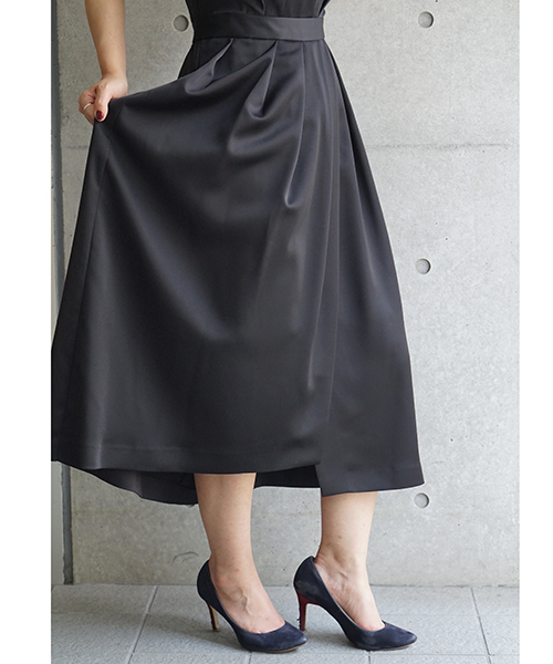 laboratory work（ラボラトリーワーク）の「ビスチェ風セミロングワンピース（ドレス・レディース・ブラック/グレイッシュベージュ/ライトカーキ/ダークグリーン・MEDIUM）」の16枚目の写真