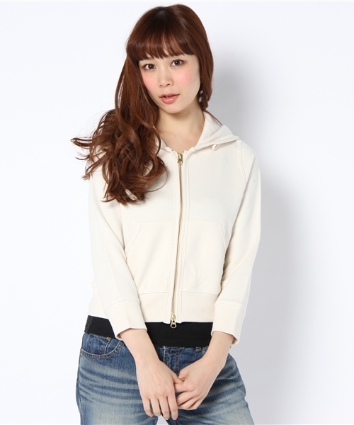 Ray BEAMS(レイビームス)の「Ray BEAMS / クロップドパーカー(パーカー・レディース・オフホワイト/グレー・ONE SIZE)」の1枚目の写真