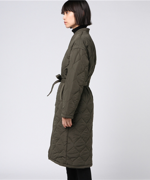 LBC(エルビーシー)の「キルトガウン (ミリタリージャケット・レディース・ダークグリーン・LARGE/MEDIUM)」の3枚目の写真