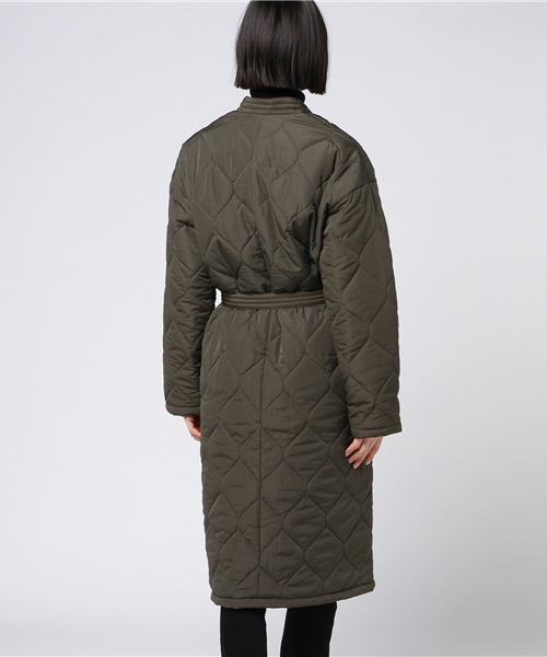 LBC(エルビーシー)の「キルトガウン (ミリタリージャケット・レディース・ダークグリーン・LARGE/MEDIUM)」の2枚目の写真