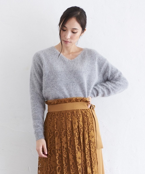 Emma Taylor（エマテイラー）の「アンゴラバックリボンＶネックニット（ニット/セーター・レディース・ネイビー/グレー/レッド/グリーン/ベビーピンク・FREE）」の16枚目の写真