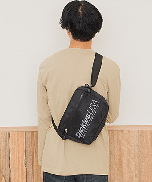 Dickies（ディッキーズ）の「Dickies　SPLOGO MINI SHOULDER BAG（ショルダーバッグ・レディース・ブラック/ライトブラウン/ネイビー/ワイン・FREE）」の8枚目の写真