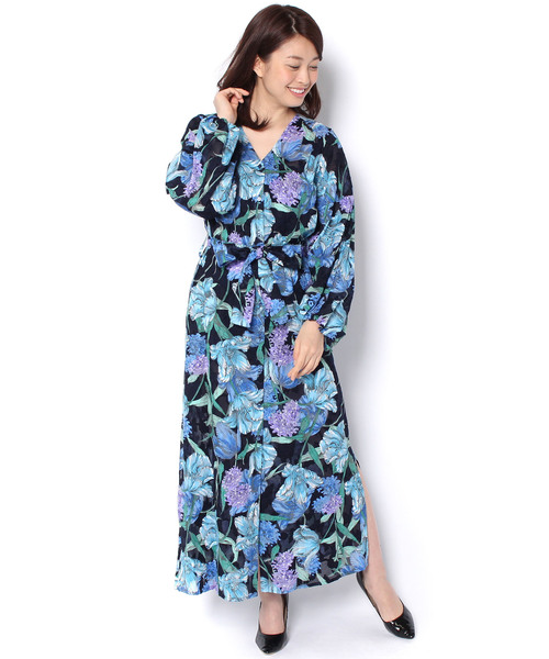 RIVE DROITE（リヴドロワ）の「オリビアフラワーガウンワンピース（ワンピース・レディース・ブラック/ネイビー・FREE）」の2枚目の写真