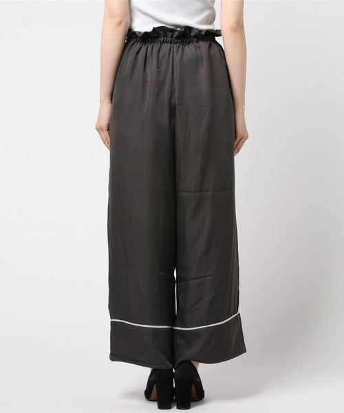 POU DOU DOU(プードゥドゥ)の「裾切替ドロストパンツ(その他パンツ・レディース・ネイビー/ダークグレー/キャメル・3)」の4枚目の写真