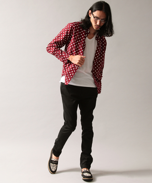 BEAUTY&YOUTH UNITED ARROWS（ビューティーアンドユースユナイテッドアローズ）の「by∴ 50/1 ビックドット プリント ボタンダウンシャツ◆（シャツ/ブラウス・メンズ・ブラック/コバルトブルー/ワイン・SMALL/MEDIUM/LARGE/X-LARGE）」の8枚目の写真