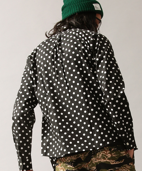 BEAUTY&YOUTH UNITED ARROWS（ビューティーアンドユースユナイテッドアローズ）の「by∴ 50/1 ビックドット プリント ボタンダウンシャツ◆（シャツ/ブラウス・メンズ・ブラック/コバルトブルー/ワイン・SMALL/MEDIUM/LARGE/X-LARGE）」の11枚目の写真