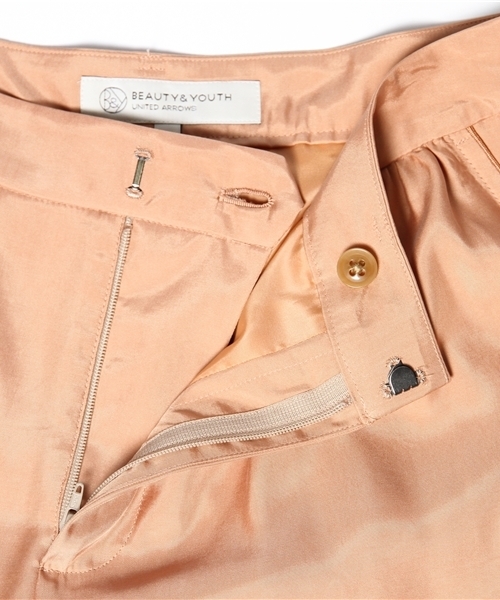 BEAUTY&YOUTH UNITED ARROWS（ビューティーアンドユースユナイテッドアローズ）の「BYSF パイピング ショートパンツ ◆（その他パンツ・レディース・シャーベット/オリーブ・SMALL/MEDIUM）」の8枚目の写真