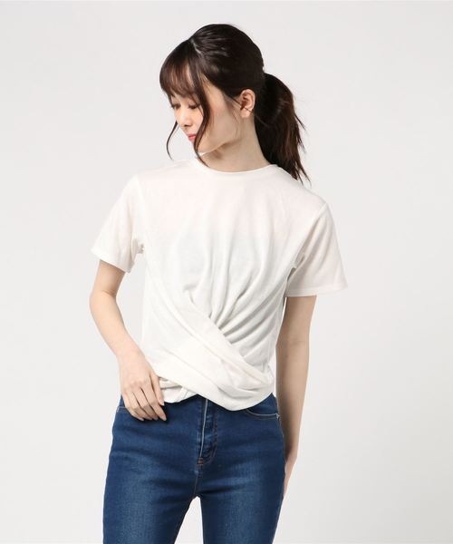 Culture Medium(カルチャーミディアム)の「30s二重地天竺ツイストTシャツ(Tシャツ/カットソー・レディース・ホワイト/ブラック/ベージュ/ピンク・FREE)」の8枚目の写真