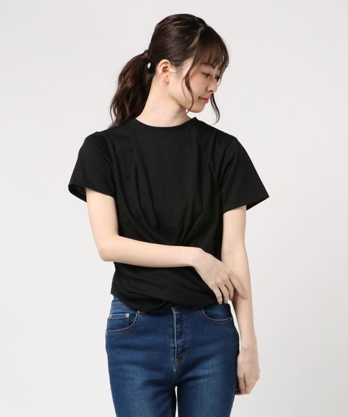Culture Medium(カルチャーミディアム)の「30s二重地天竺ツイストTシャツ(Tシャツ/カットソー・レディース・ホワイト/ブラック/ベージュ/ピンク・FREE)」の7枚目の写真