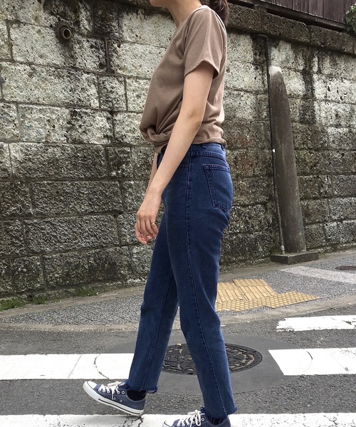 Culture Medium(カルチャーミディアム)の「30s二重地天竺ツイストTシャツ(Tシャツ/カットソー・レディース・ホワイト/ブラック/ベージュ/ピンク・FREE)」の17枚目の写真