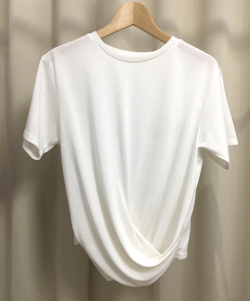Culture Medium(カルチャーミディアム)の「30s二重地天竺ツイストTシャツ(Tシャツ/カットソー・レディース・ホワイト/ブラック/ベージュ/ピンク・FREE)」の14枚目の写真
