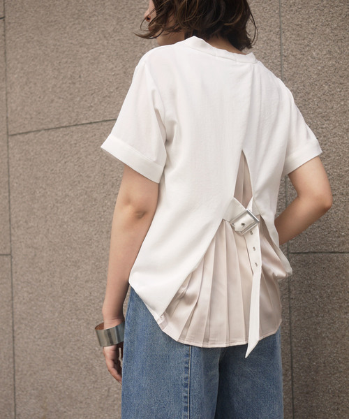 &g'aime（アンジェム）の「【&g'aime】バックプリーツスイッチブラウス（Tシャツ/カットソー・レディース・ブルー/ブラック/ホワイト・FREE）」の5枚目の写真