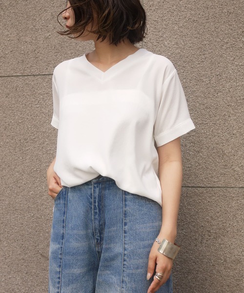 &g'aime（アンジェム）の「【&g'aime】バックプリーツスイッチブラウス（Tシャツ/カットソー・レディース・ブルー/ブラック/ホワイト・FREE）」の6枚目の写真