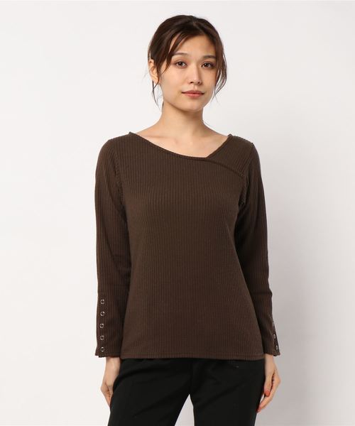 12Twelve Agenda(トゥエルブ アジェンダ)の「アシメネック起毛テレコカットソー(Tシャツ/カットソー・レディース・ブラック/ブラウン/レッド・M)」の1枚目の写真