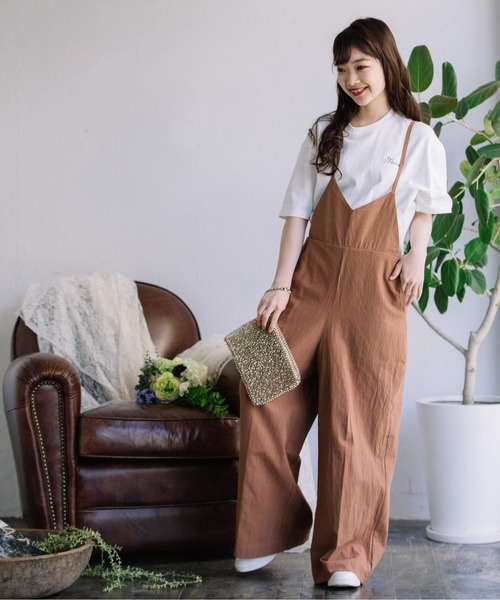 Mysa&Liina（ミーサリーナ）の「ワンポイントロゴビッグシルエットTシャツ（Tシャツ/カットソー・レディース・ブラック/ブラウン/ベージュ/オフホワイト・M）」の6枚目の写真