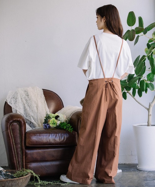 Mysa&Liina（ミーサリーナ）の「ワンポイントロゴビッグシルエットTシャツ（Tシャツ/カットソー・レディース・ブラック/ブラウン/ベージュ/オフホワイト・M）」の7枚目の写真