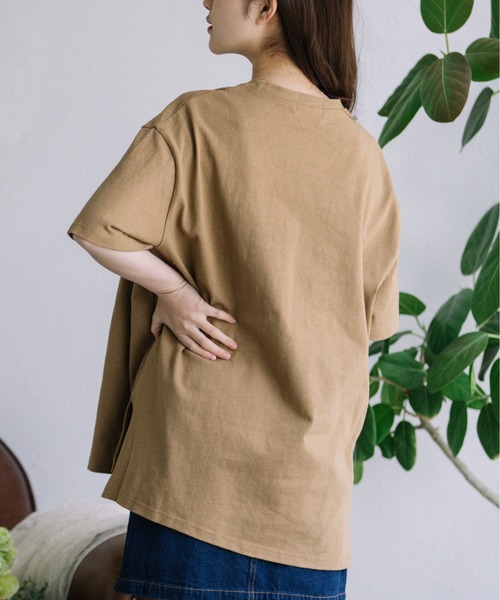 Mysa&Liina（ミーサリーナ）の「ワンポイントロゴビッグシルエットTシャツ（Tシャツ/カットソー・レディース・ブラック/ブラウン/ベージュ/オフホワイト・M）」の19枚目の写真