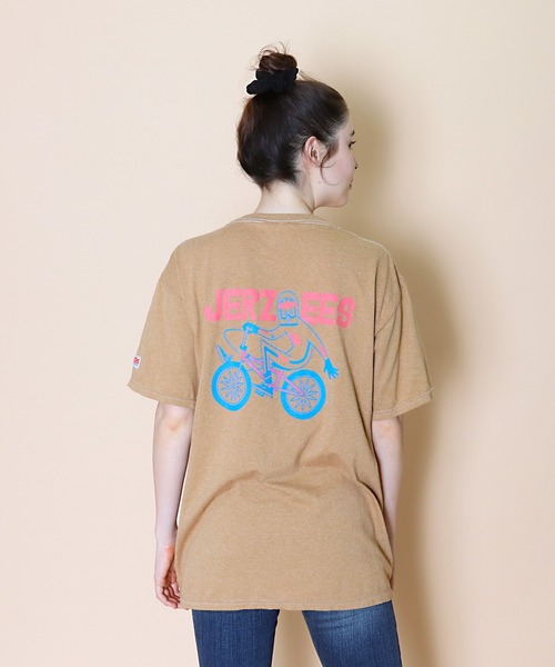 JERZEES(ジャージーズ)の「∴【 JERZEES / ジャージーズ 】タケウチアツシ ART BIKE “アート バイク”Tシャツ(Tシャツ/カットソー・メンズ・ベージュ/ホワイト/ピンク/オフホワイト・SMALL/LARGE/X-LARGE/MEDIUM)」の13枚目の写真
