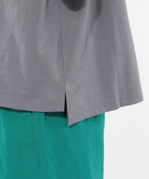 LAKOLE（ラコレ）の「USAコットンスタンドネックTシャツ / LAKOLE（Tシャツ/カットソー・レディース・ブラック/エンジ/グレー/オフホワイト/カーキ/ライトブラウン・SMALL/MEDIUM）」の18枚目の写真