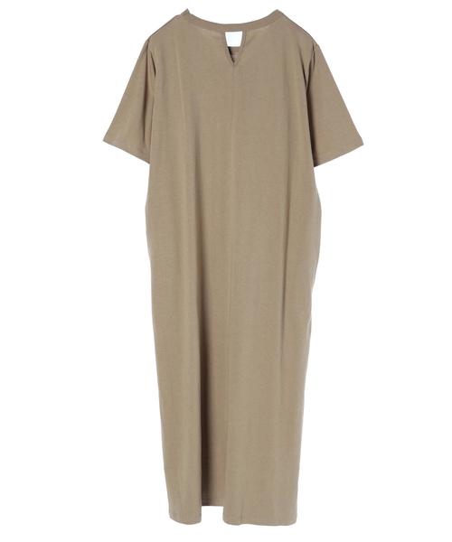 Green　Parks（グリーンパークス）の「クルーネックカットワンピース＊★（ワンピース・レディース・ブラック/ベージュ/テラコッタ・FREE）」の17枚目の写真