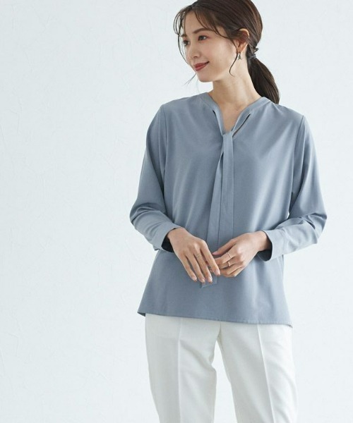 Pierrot（ピエロ）の「2wayハイネックリボンブラウス（シャツ/ブラウス・レディース・アイボリー/ホワイト系その他/ブラック系その他/ブラック系その他2/ブラウン/ブラウン系その他/グレイッシュベージュ/ライトグレー系/ラベンダー/ネイビー/ブルー系その他/ピンク/グレー/グリーン系その他・M/L）」の20枚目の写真