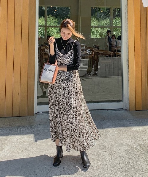 miumiu レオパードワンピース - メルカリ