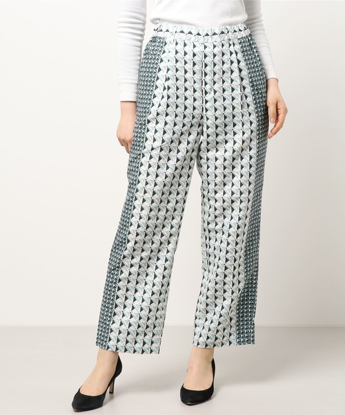 qualite(カリテ)の「【WEB限定】ジメオ柄スティックパンツ(その他パンツ・レディース・ベージュ/グリーン・38/36)」の15枚目の写真