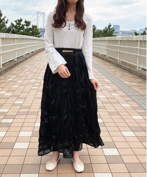 apres jour（アプレジュール）の「クリンクルスカート【ZOZOTOWN限定アイテム】（スカート・レディース・モカ/ブラック/アイボリー・フリー/X-LARGE）」の7枚目の写真