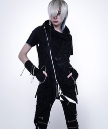 『CIVARIZE』クラッシュニットノースリパーカー