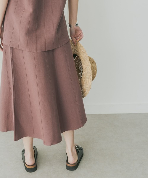 KBF+（ケービーエフプラス）の「KBF+　ニットベスト+アシメスカートSETUP（ワンピース・レディース・パープル/ブラウン・ONE）」の6枚目の写真